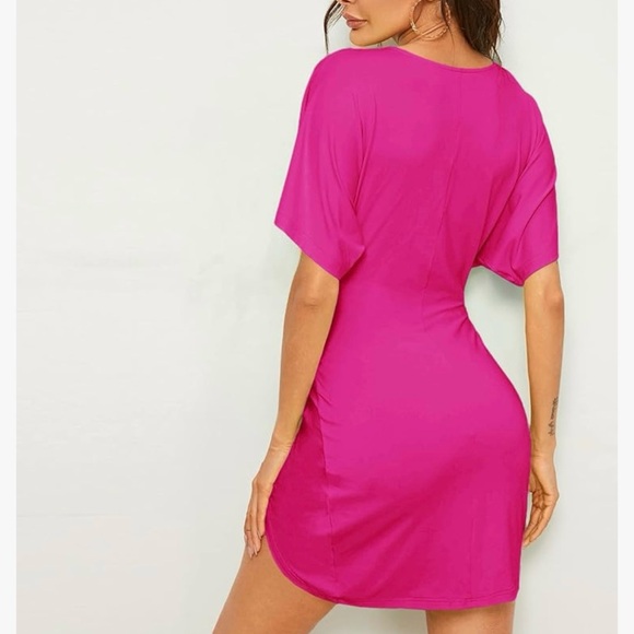NWOT Women’s hot pink mini dresss - M - Picture 3 of 6